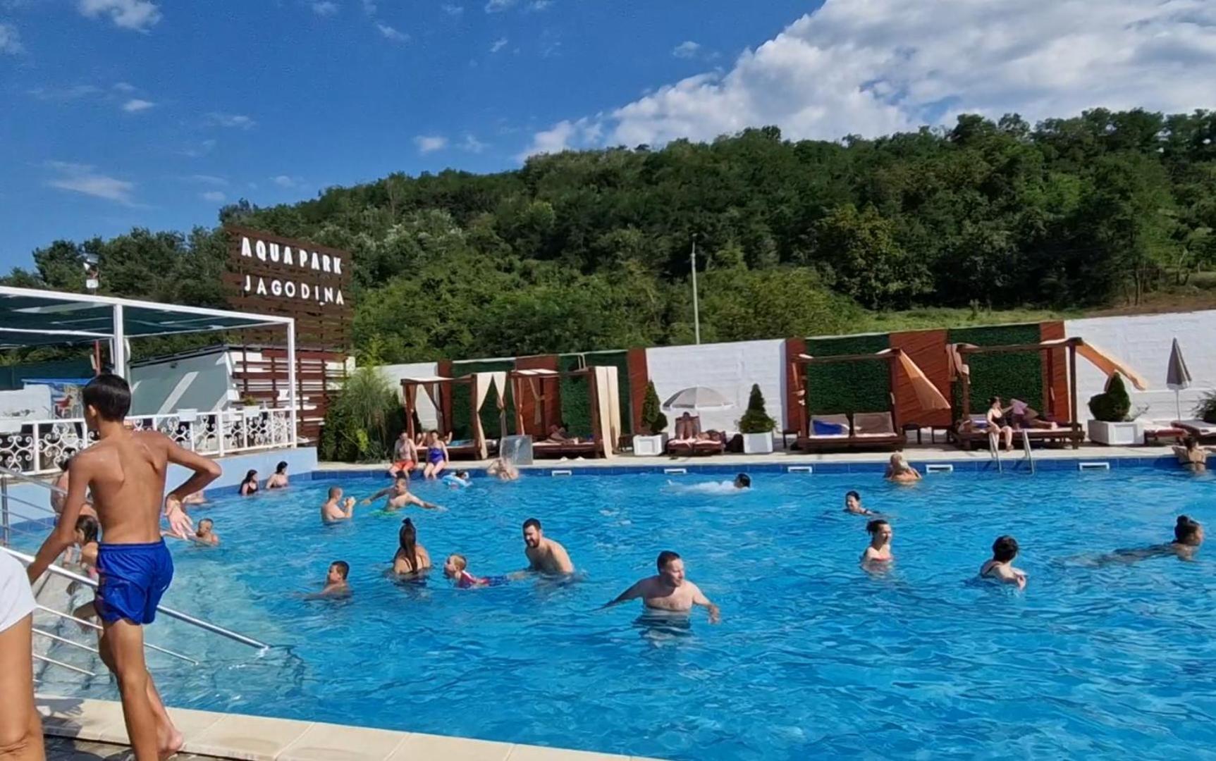 Royalwings Apartman Jagodina Luaran gambar